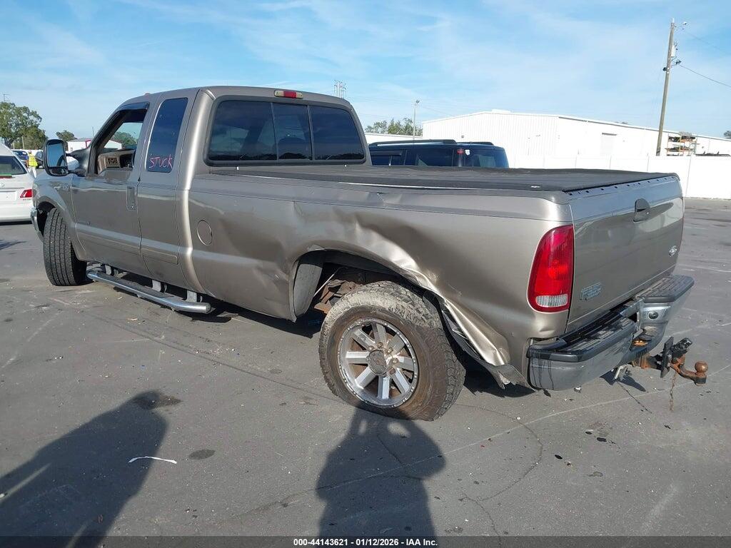 1FTSX30F22EB40938 2002 FORD F-350 photo no. 3