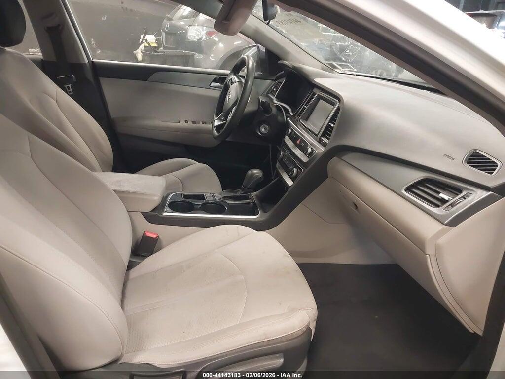 5NPE24AF9KH787899 2019 HYUNDAI SONATA photo no. 5