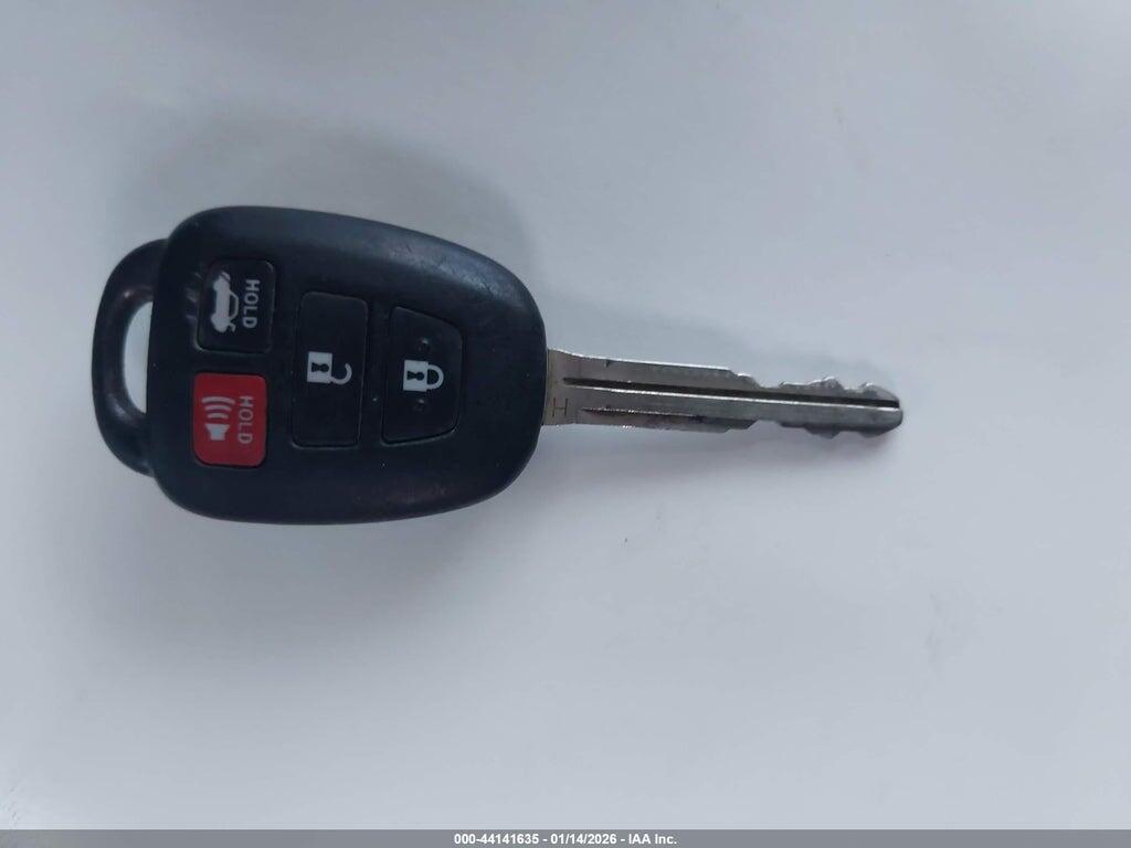 2T1BURHE6KC213934 2019 TOYOTA COROLLA photo no. 11