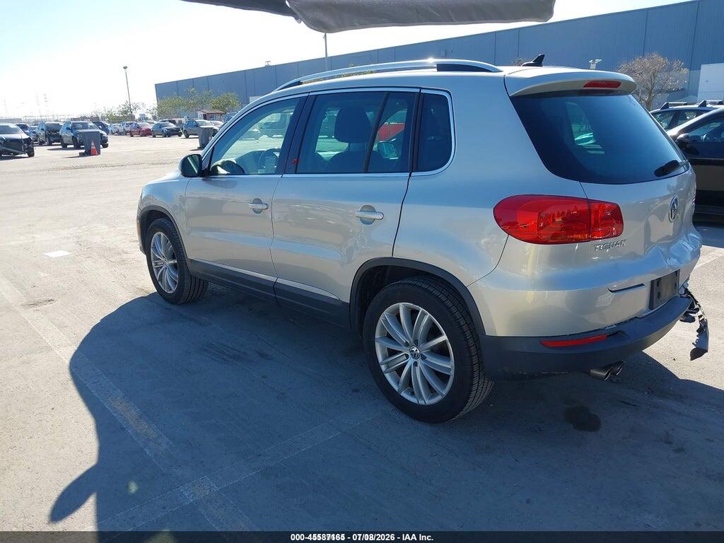 WVGAV7AXXFW556179 2015 VOLKSWAGEN TIGUAN photo no. 3