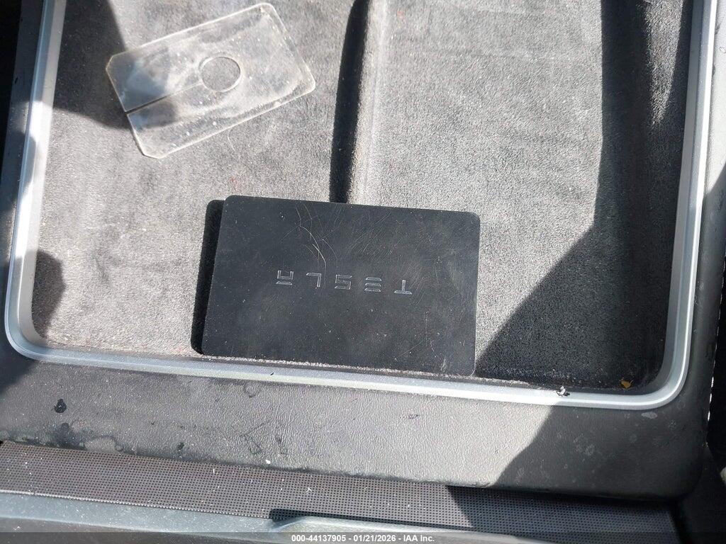 7SAYGDEE0TA479326 2026 TESLA MODEL Y photo no. 11