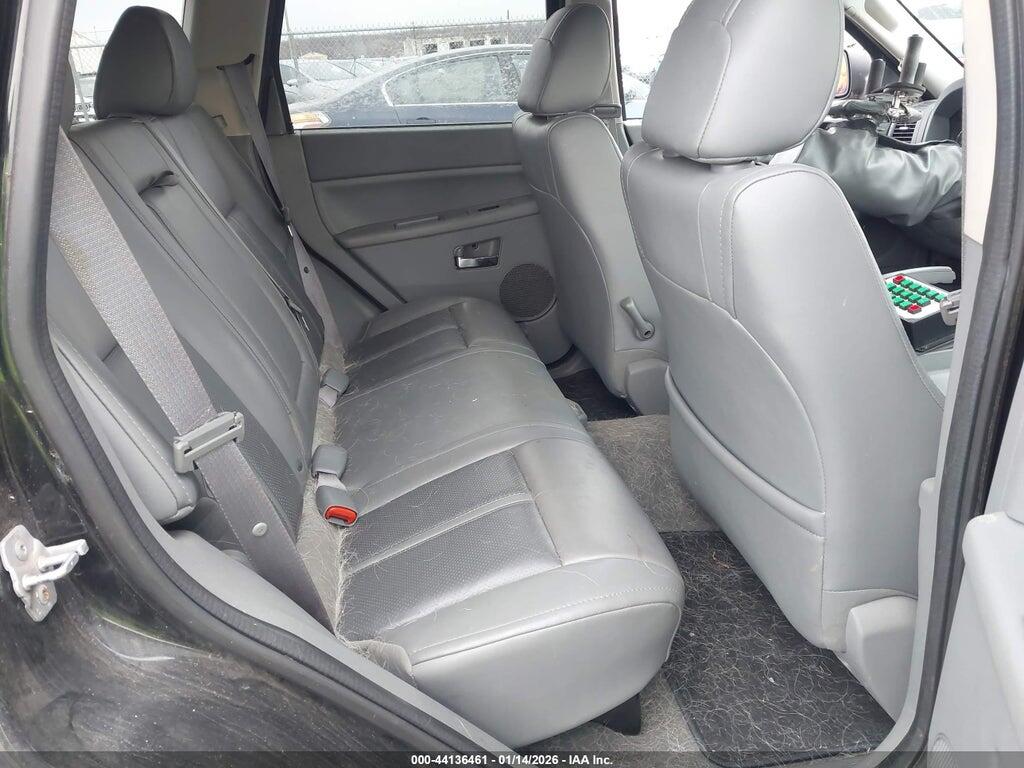 1J8HR58N17C676738 2007 JEEP GRAND CHEROKEE photo no. 8