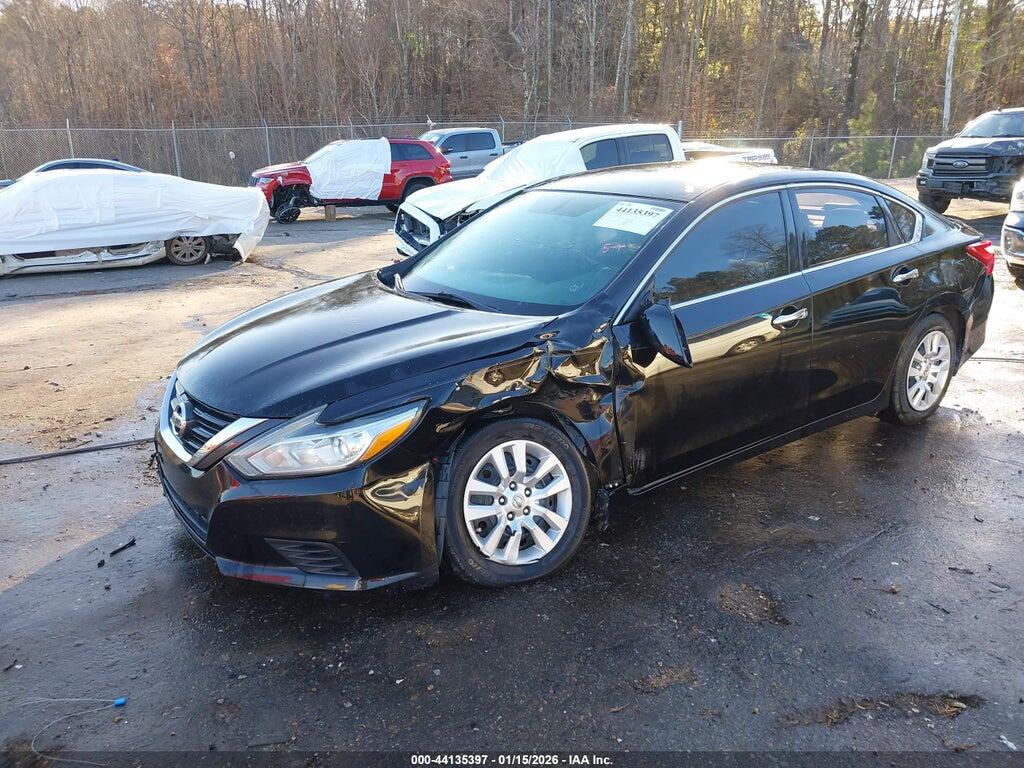 1N4AL3AP1HN304953 2017 NISSAN ALTIMA photo no. 2