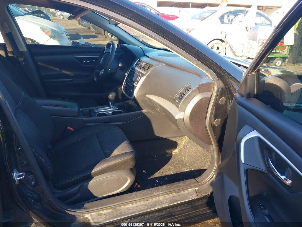 1N4AL3AP1HN304953 2017 NISSAN ALTIMA photo no. 5