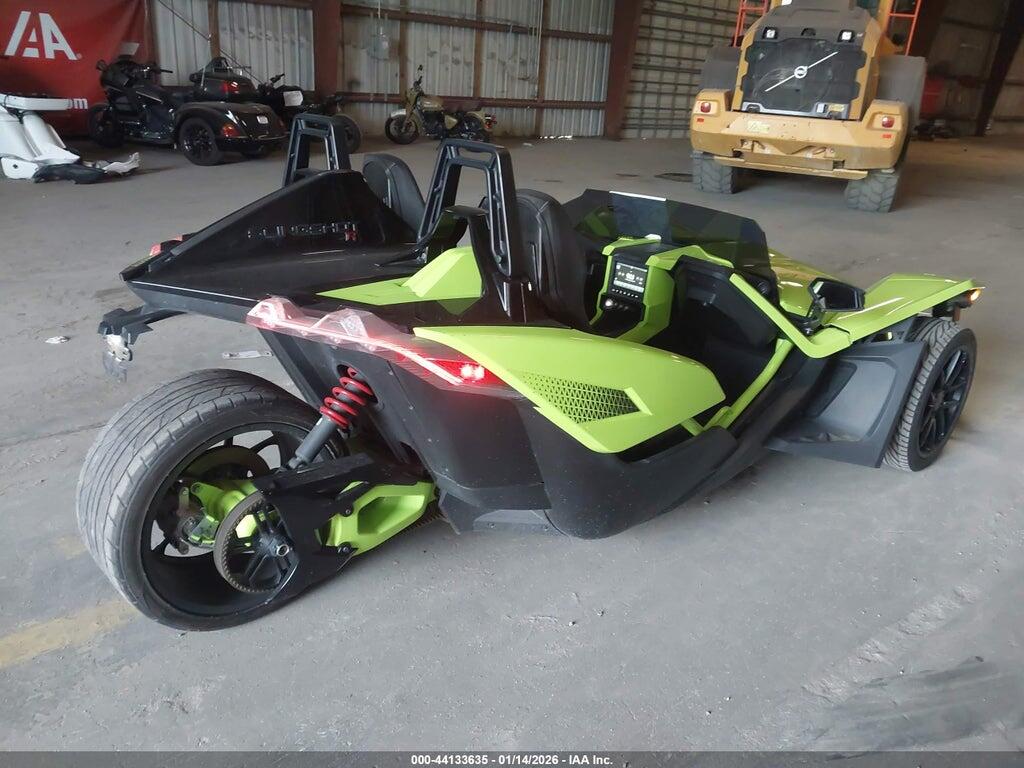 57XAARHB7M8140850 2021 POLARIS SLINGSHOT photo no. 4