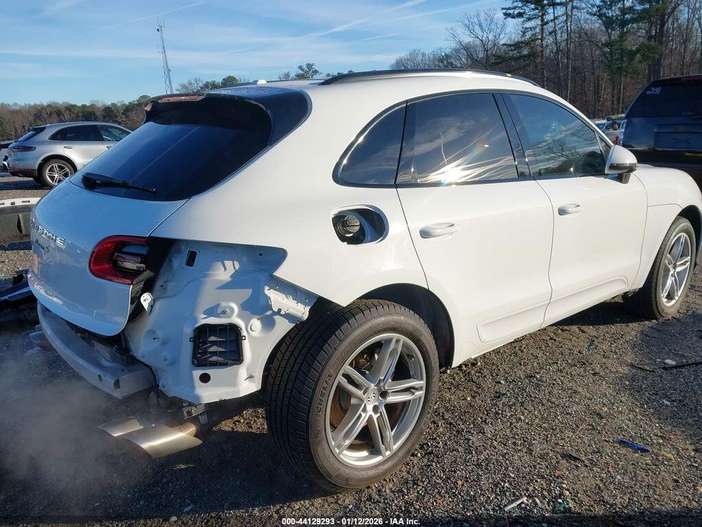 WP1AB2A54HLB13186 2017 PORSCHE MACAN photo no. 4
