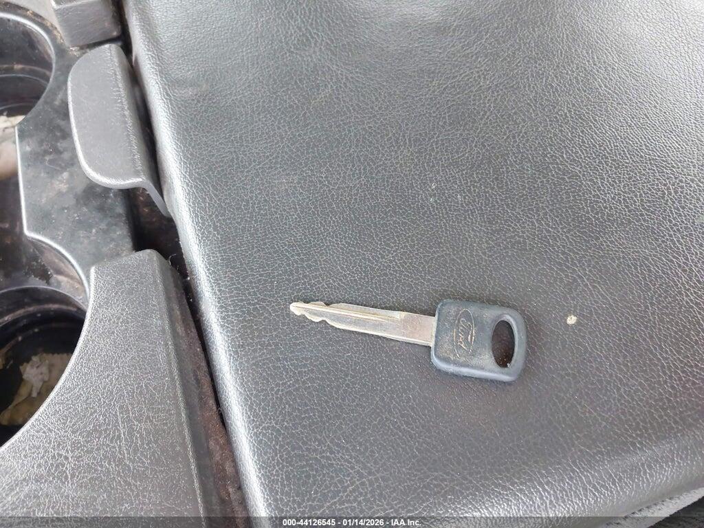 1FTNX20F02EC11156 2002 FORD F-250 photo no. 11