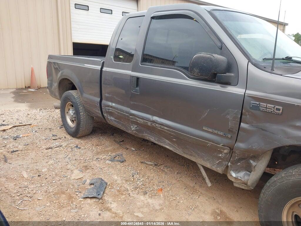 1FTNX20F02EC11156 2002 FORD F-250 photo no. 12