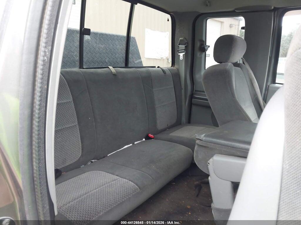 1FTNX20F02EC11156 2002 FORD F-250 photo no. 8