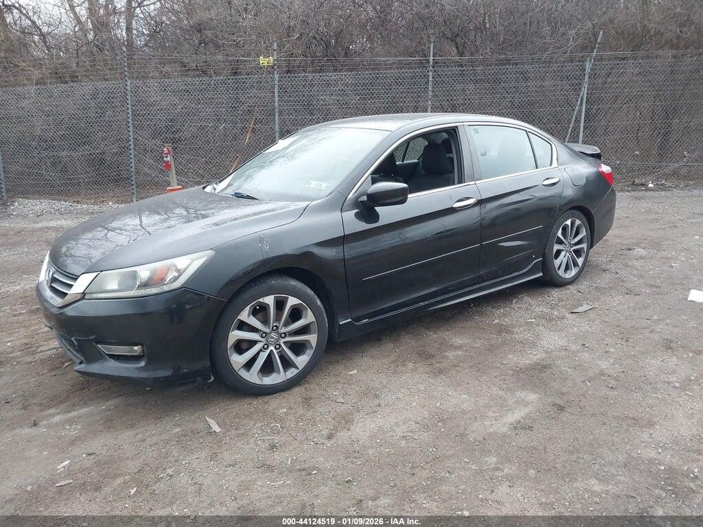 1HGCR2F51DA247322 2013 HONDA ACCORD photo no. 2