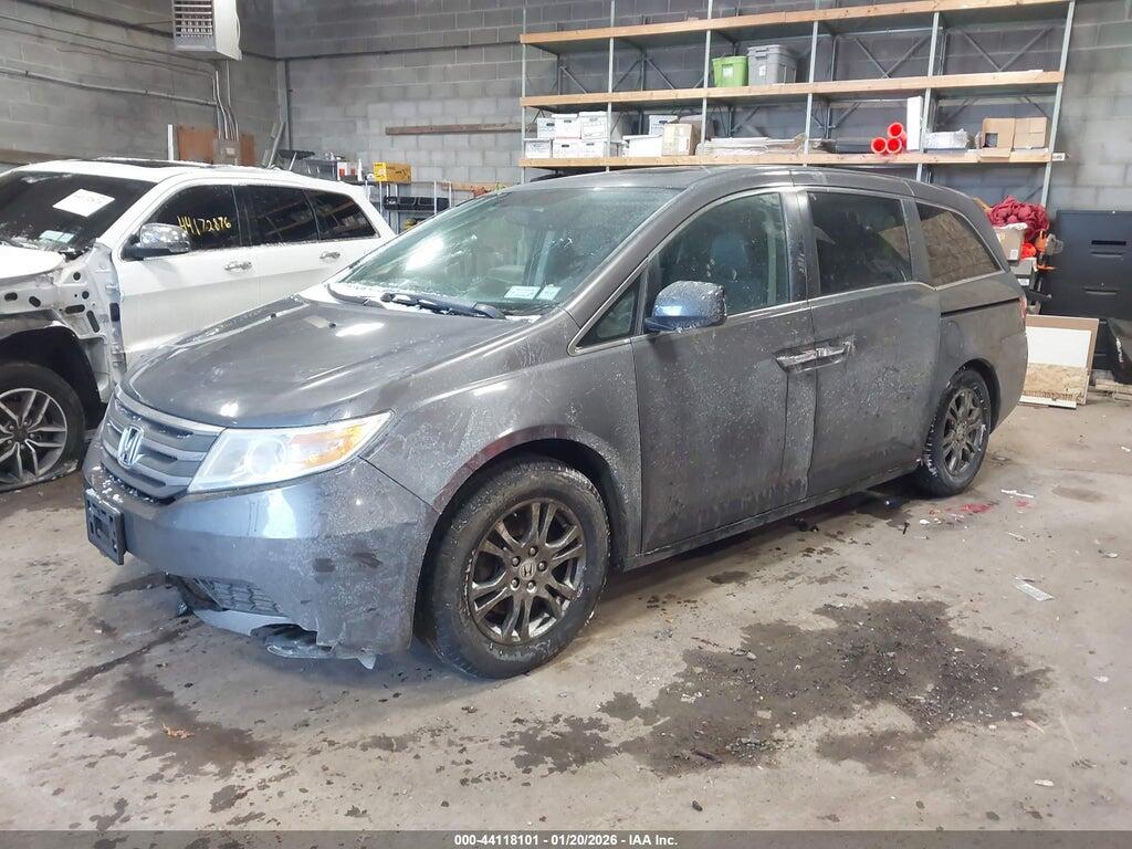 5FNRL5H66DB030440 2013 HONDA ODYSSEY photo no. 2