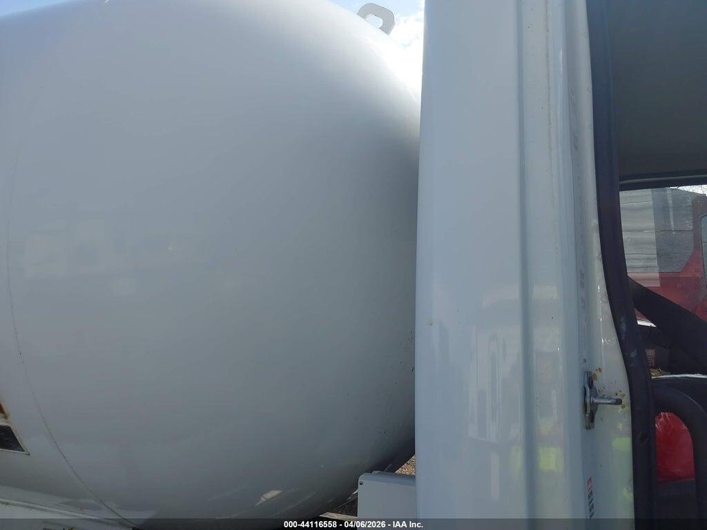 4UZAEDE30GCHC9134 2016 FREIGHTLINER CHASSIS photo no. 8