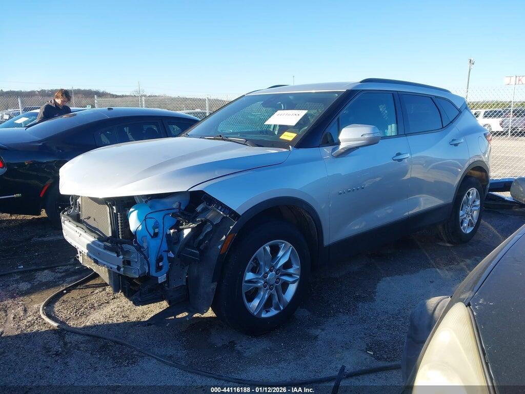 3GNKBCRS3MS524662 2021 CHEVROLET BLAZER photo no. 2