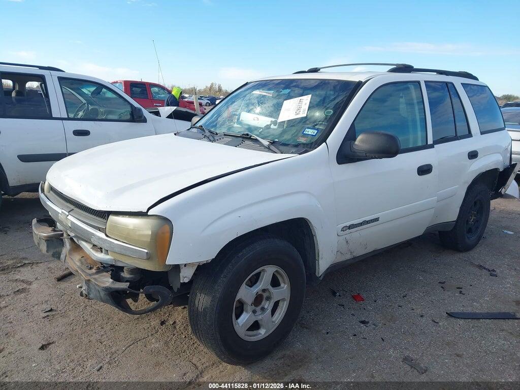 1GNDS13S522485913 2002 CHEVROLET TRAILBLAZER photo no. 2