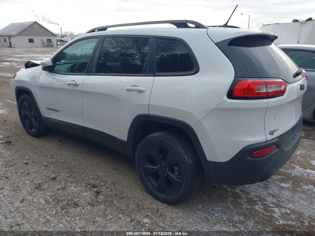 1C4PJLCB5JD620430 2018 JEEP CHEROKEE photo no. 3