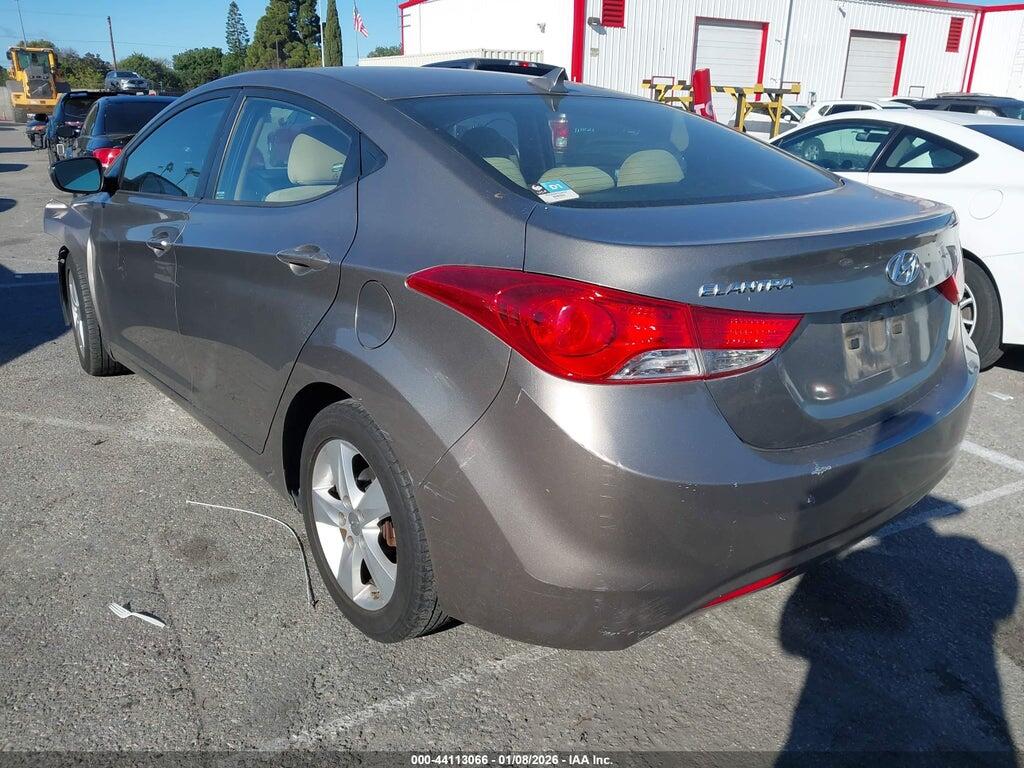 5NPDH4AE4DH270692 2013 HYUNDAI ELANTRA photo no. 3