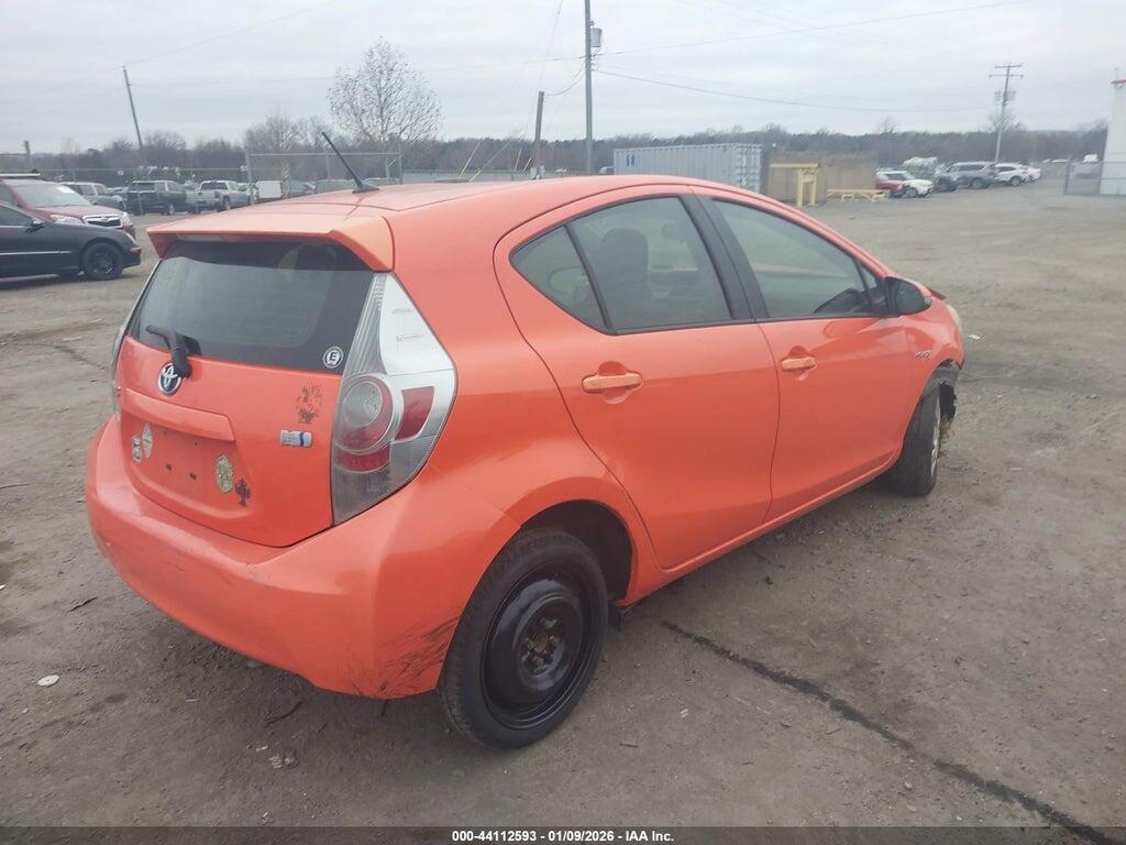 JTDKDTB36E1062445 2014 TOYOTA PRIUS C photo no. 4