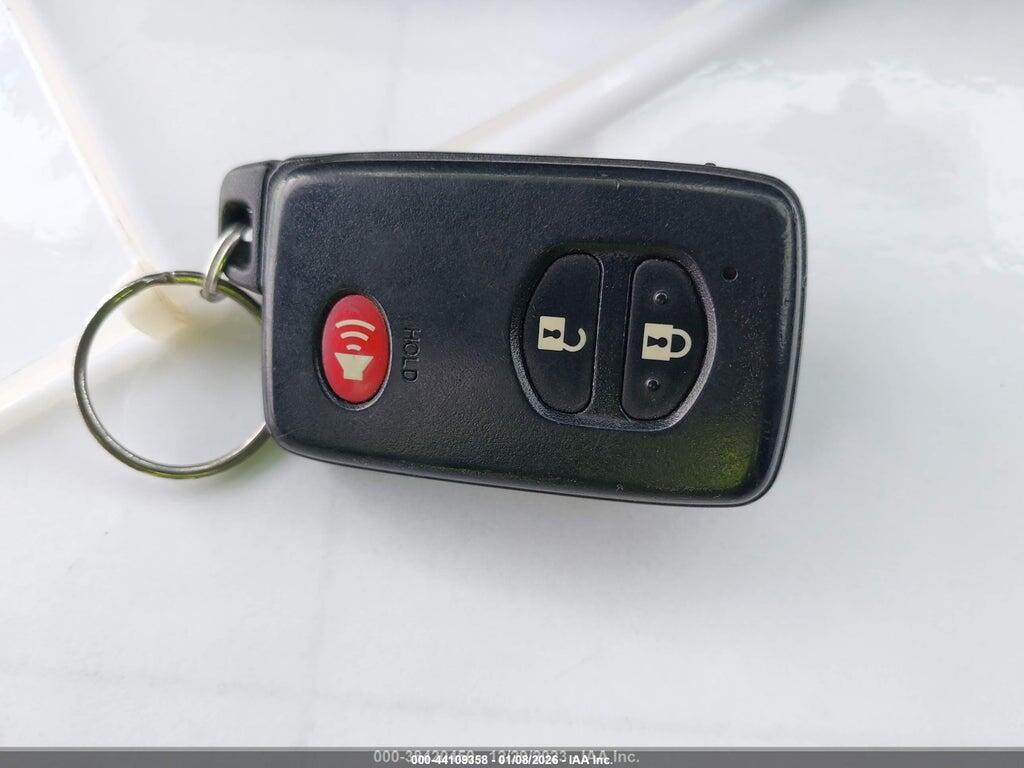 JTDKN3DU7C5513553 2012 TOYOTA PRIUS photo no. 11