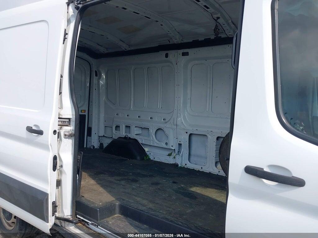 1FTYE2CM6KKB76315 2019 FORD TRANSIT-150 photo no. 8