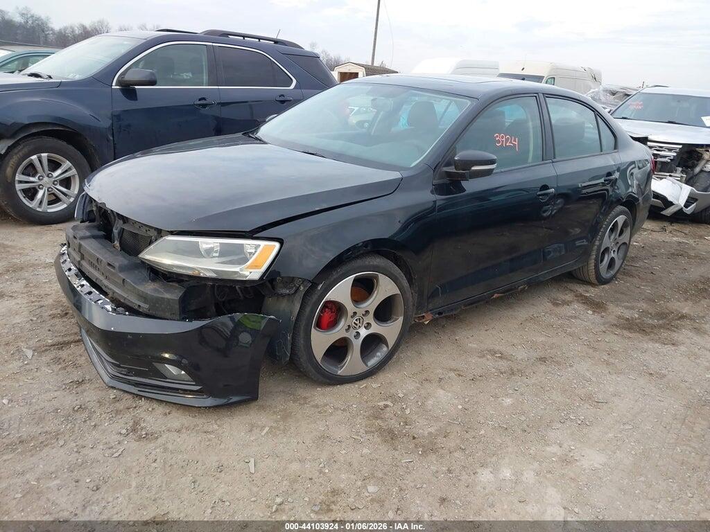 3VWDP7AJXCM337934 2012 VOLKSWAGEN JETTA photo no. 2
