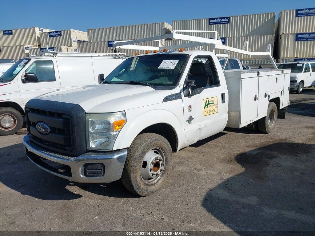1FDRF3GT3FEA60501 2015 FORD F-350 CHASSIS photo no. 2
