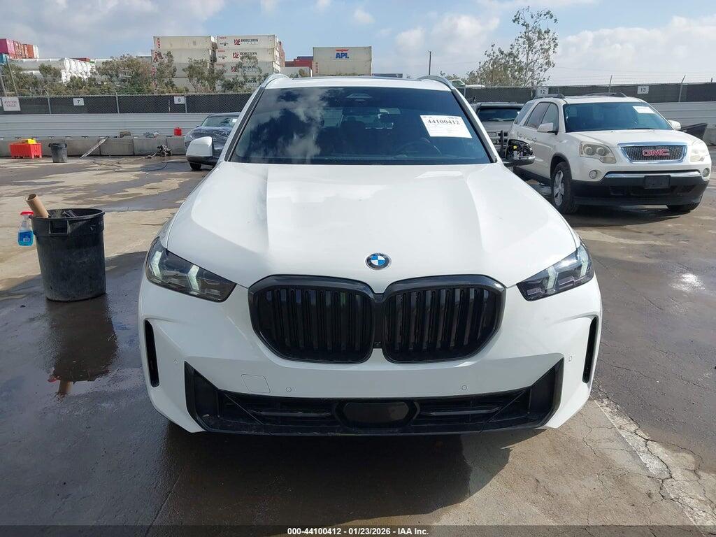 5UX13EU08R9V43333 2024 BMW X5 photo no. 12