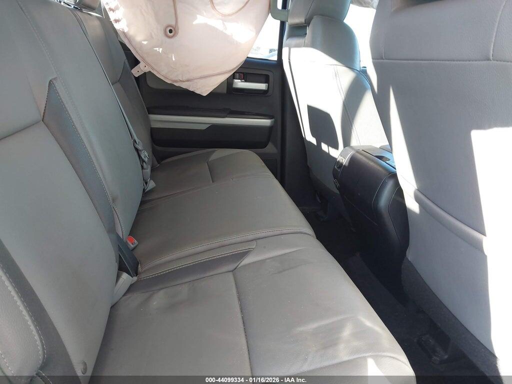 5TFBW5F11JX722705 2018 TOYOTA TUNDRA photo no. 8