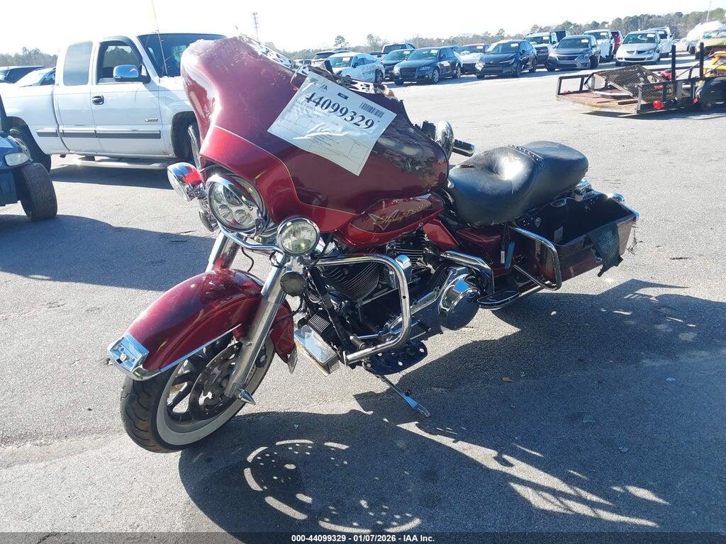 1HD1FB4148Y674634 2008 HARLEY-DAVIDSON FLHR photo no. 2