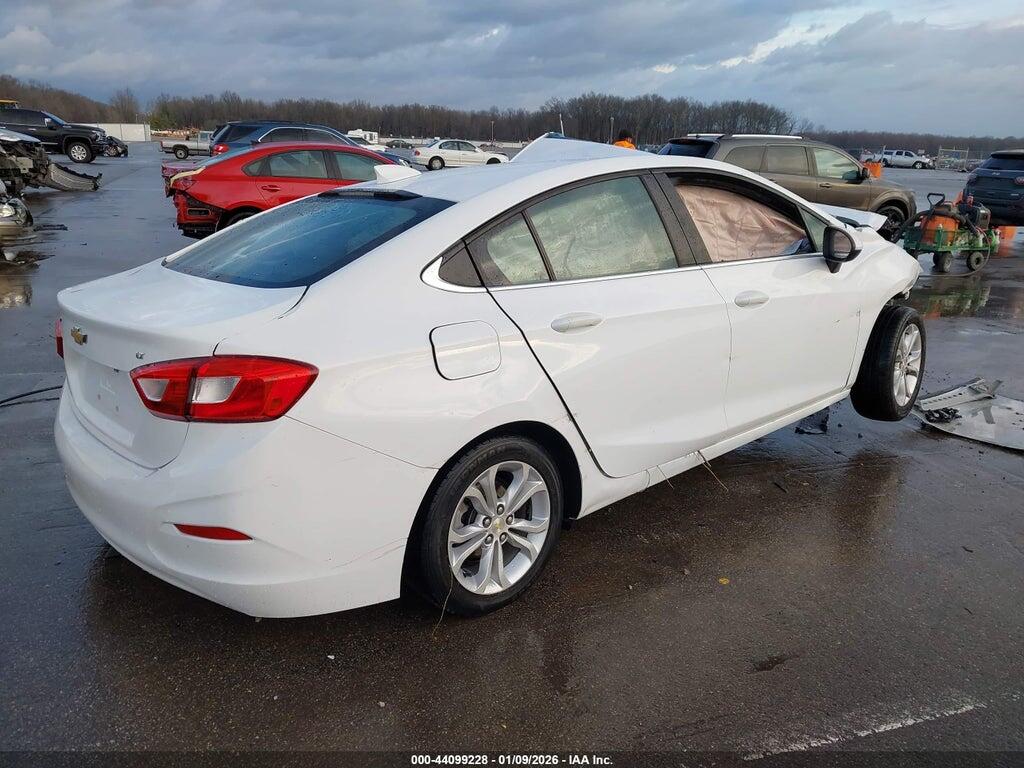 1G1BE5SM6K7120587 2019 CHEVROLET CRUZE photo no. 4