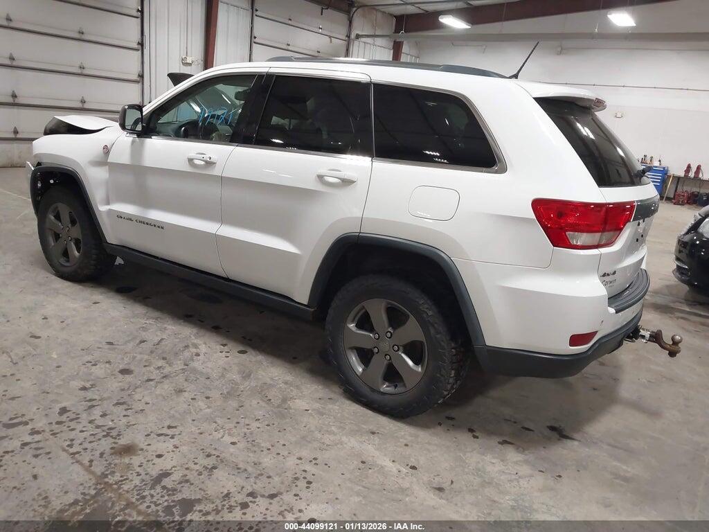 1C4RJFAG3DC603158 2013 JEEP GRAND CHEROKEE photo no. 3