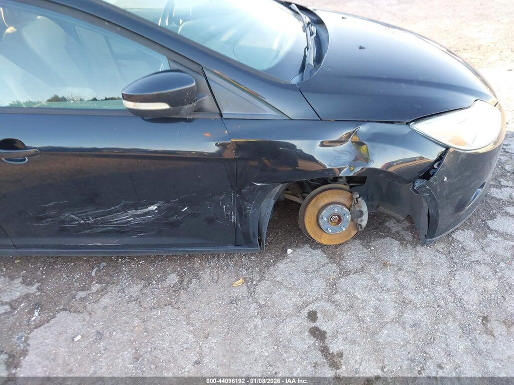 1FADP3K25DL135885 2013 FORD FOCUS photo no. 6