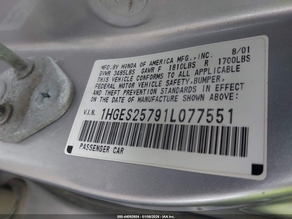 1HGES25791L077551 2001 HONDA CIVIC photo no. 9