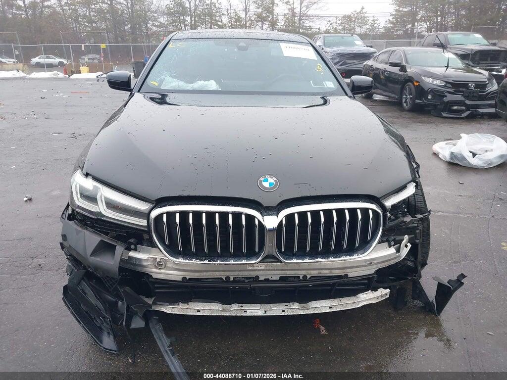 WBA73BJ01NWX58656 2022 BMW 540 photo no. 11