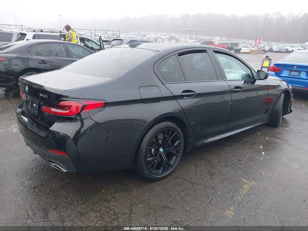 WBA73BJ01NWX58656 2022 BMW 540 photo no. 4