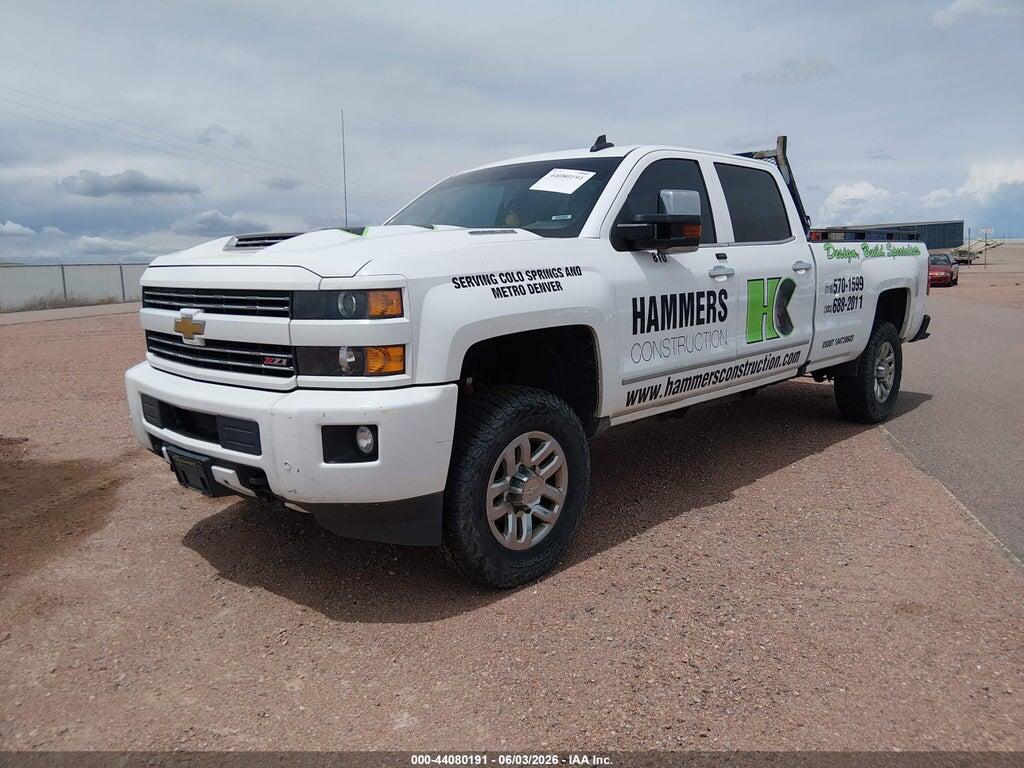 1GC4K0EY2JF230602 2018 CHEVROLET SILVERADO 3500HD photo no. 2