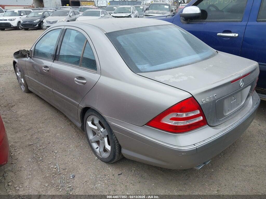 WDBRF52H27E023040 2007 MERCEDES-BENZ C 230 photo no. 3