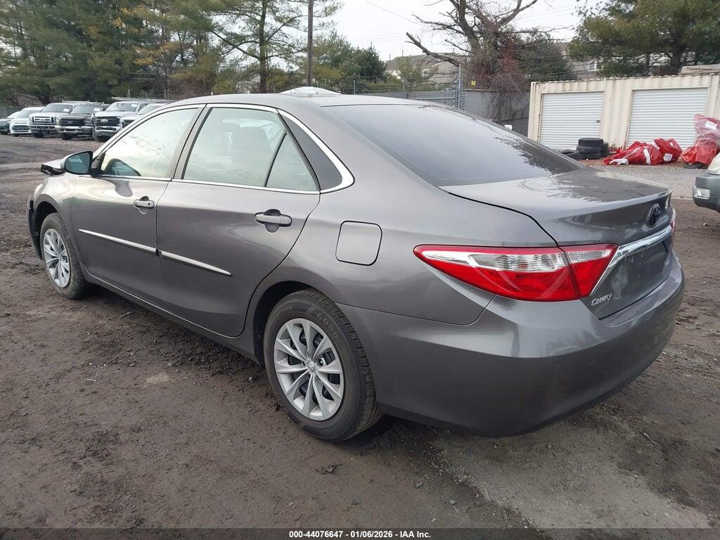 4T1BF1FK6HU316413 2017 TOYOTA CAMRY photo no. 3