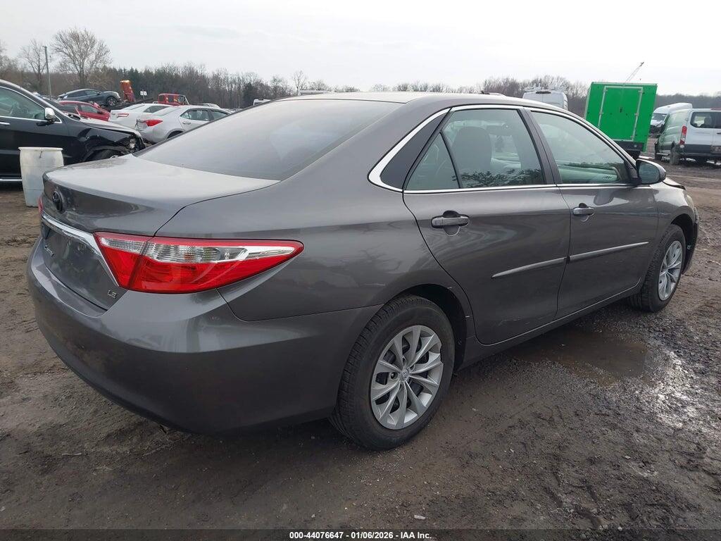4T1BF1FK6HU316413 2017 TOYOTA CAMRY photo no. 4