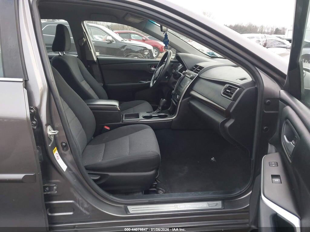 4T1BF1FK6HU316413 2017 TOYOTA CAMRY photo no. 5