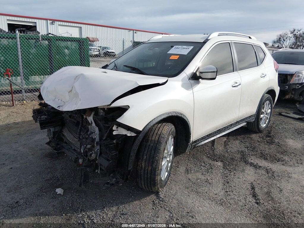 JN8AT2MT2LW018677 2020 NISSAN ROGUE photo no. 2