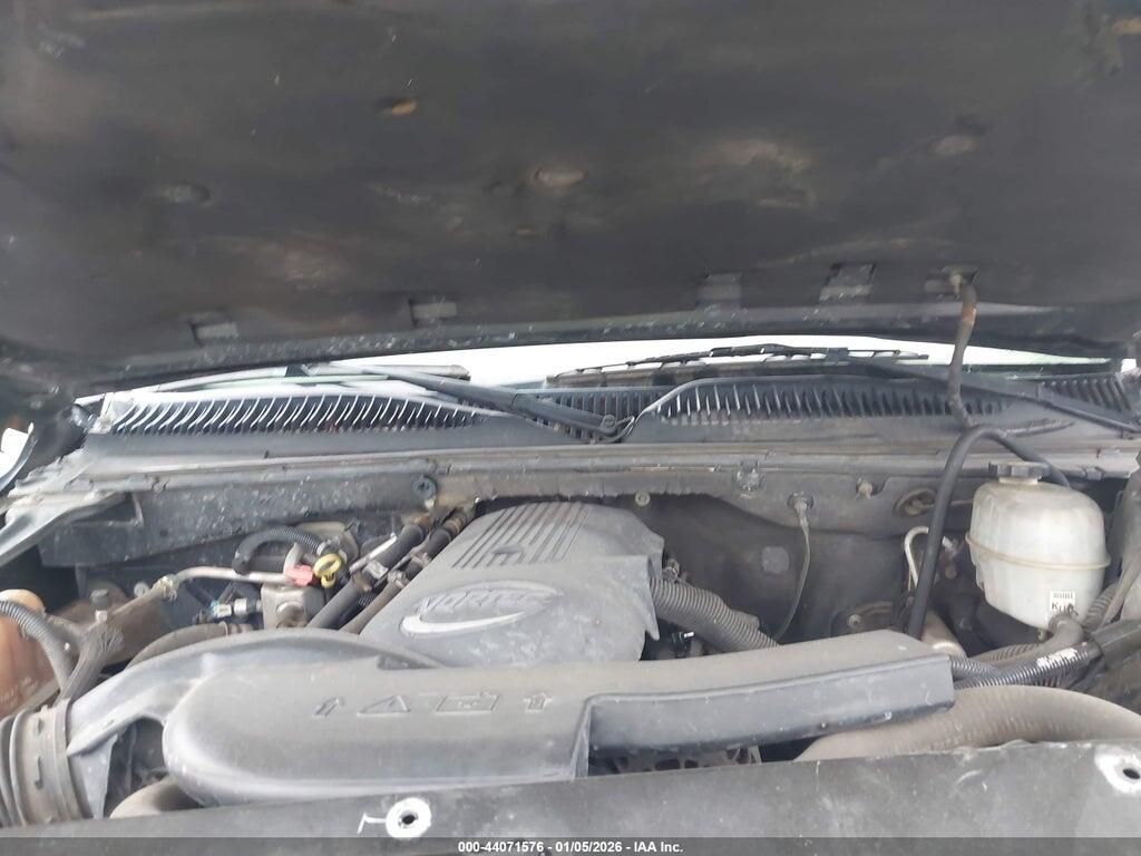 1GKEC13Z44J163929 2004 GMC YUKON photo no. 10