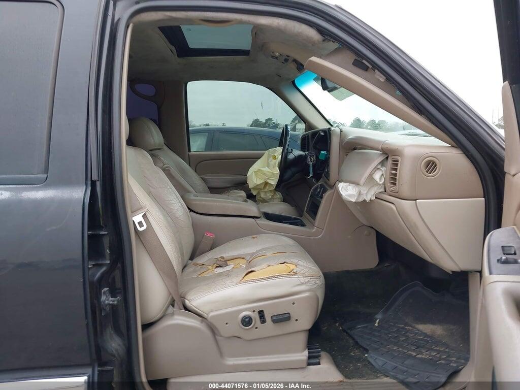 1GKEC13Z44J163929 2004 GMC YUKON photo no. 5