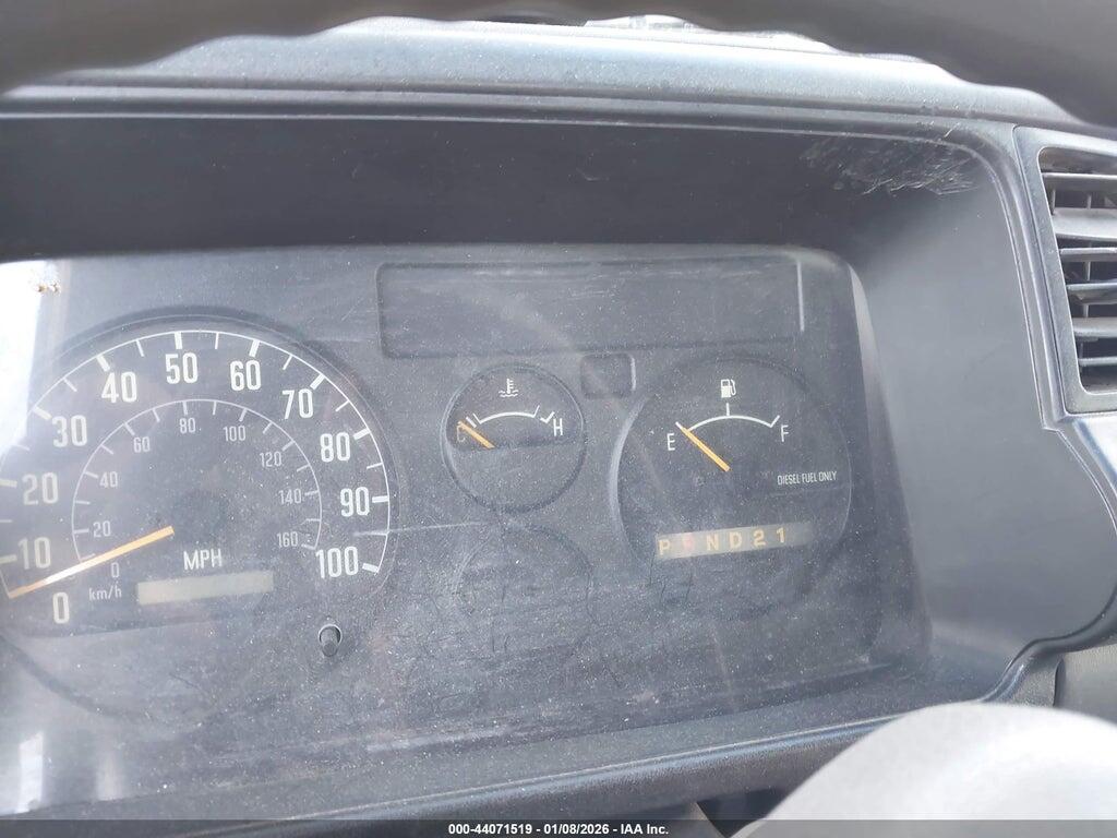 JALC4B14937011541 2003 ISUZU NPR photo no. 5