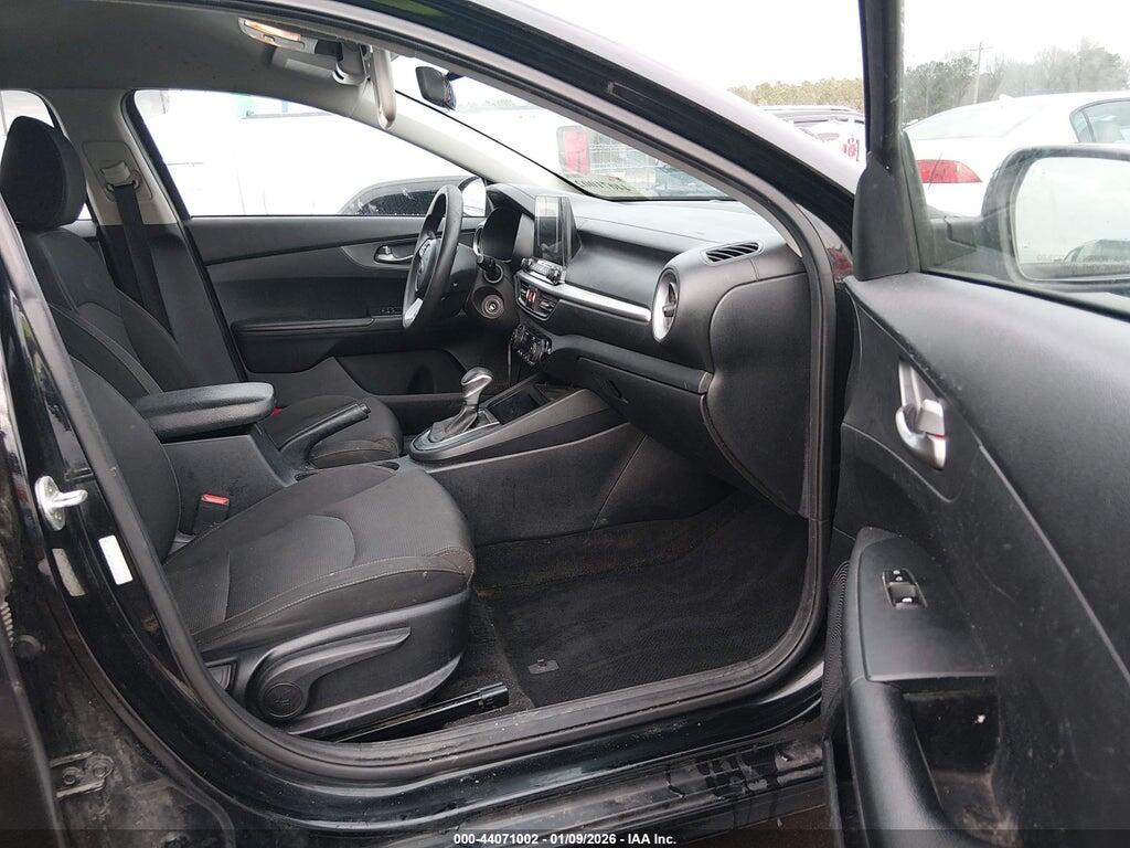 3KPF24AD2KE100060 2019 KIA FORTE photo no. 5