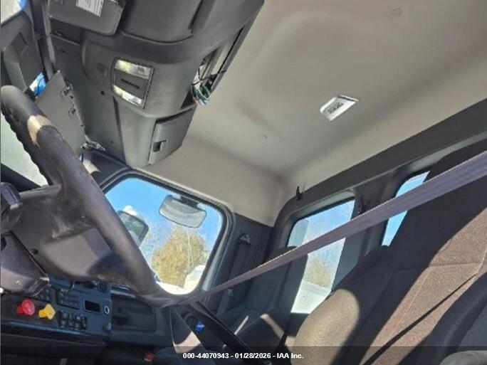 3AKJHLDV2PDNZ9059 2023 FREIGHTLINER NEW CASCADIA 126 photo no. 7