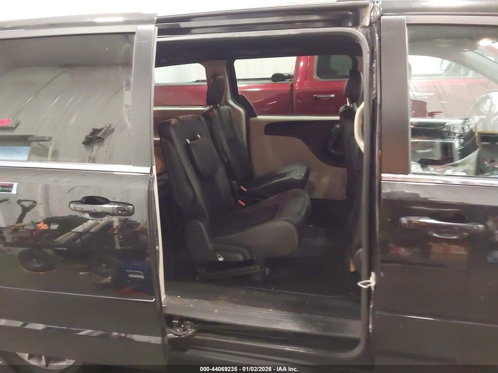 2C4RDGCG2HR787001 2017 DODGE GRAND CARAVAN photo no. 8