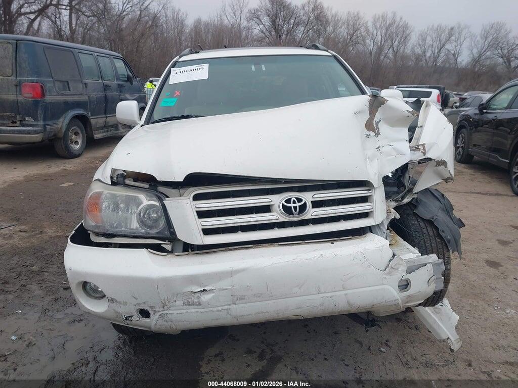 JTEEP21A860166842 2006 TOYOTA HIGHLANDER photo no. 12