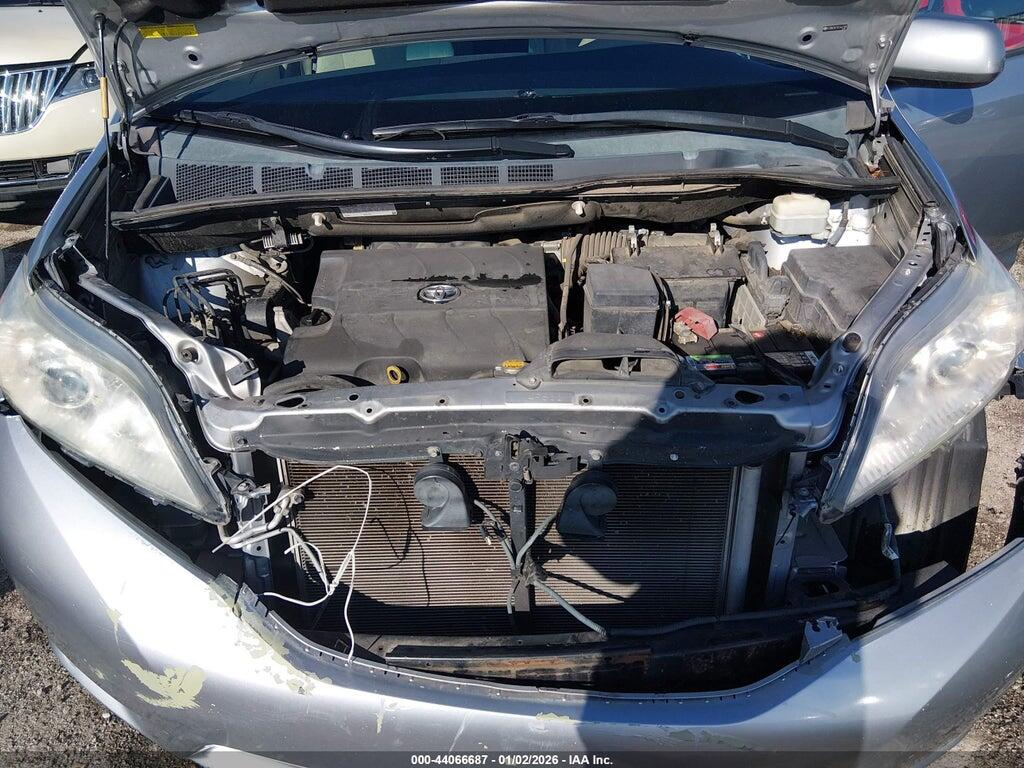 5TDKK3DC1ES447160 2014 TOYOTA SIENNA photo no. 10