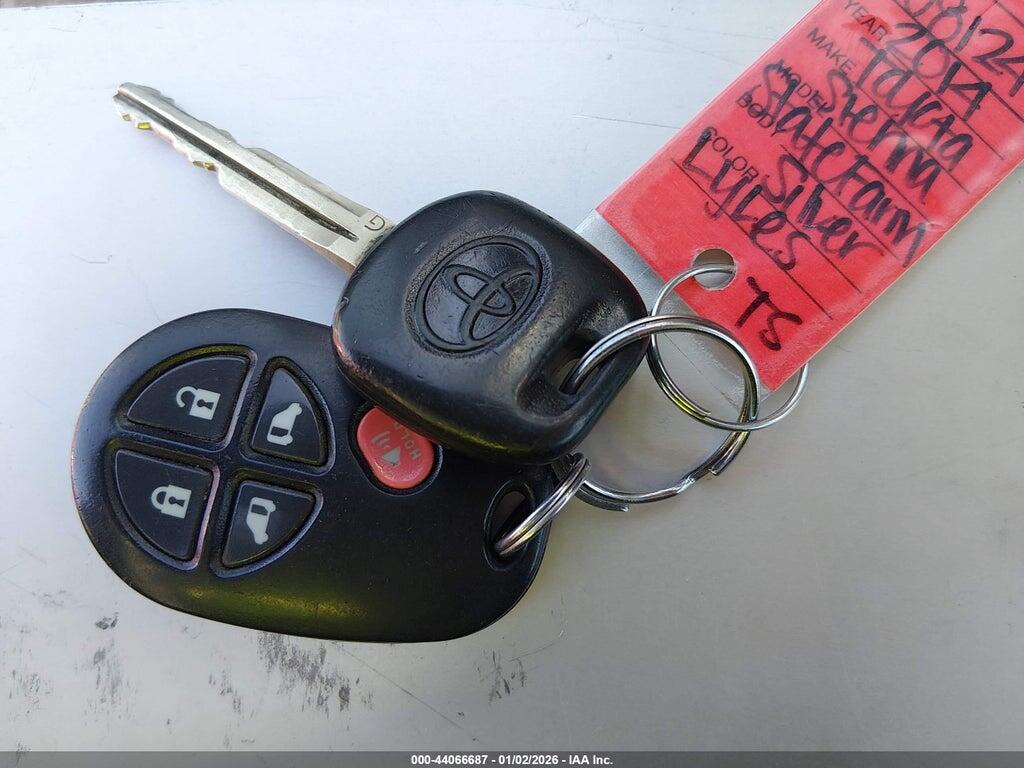 5TDKK3DC1ES447160 2014 TOYOTA SIENNA photo no. 11