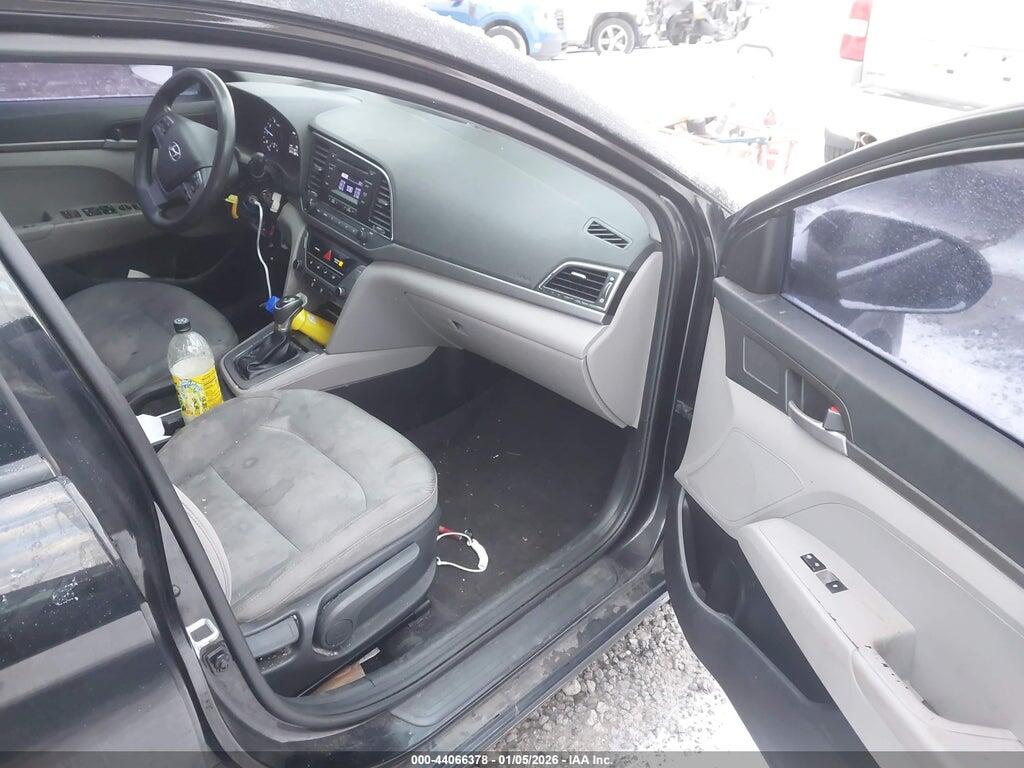 5NPD74LFXHH197486 2017 HYUNDAI ELANTRA photo no. 5